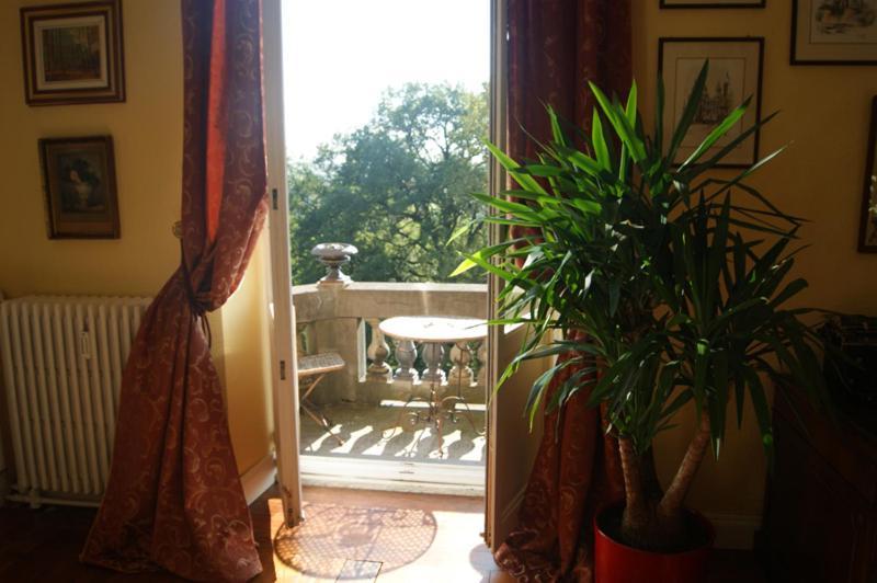 Chateau Neufays Ту Стая снимка