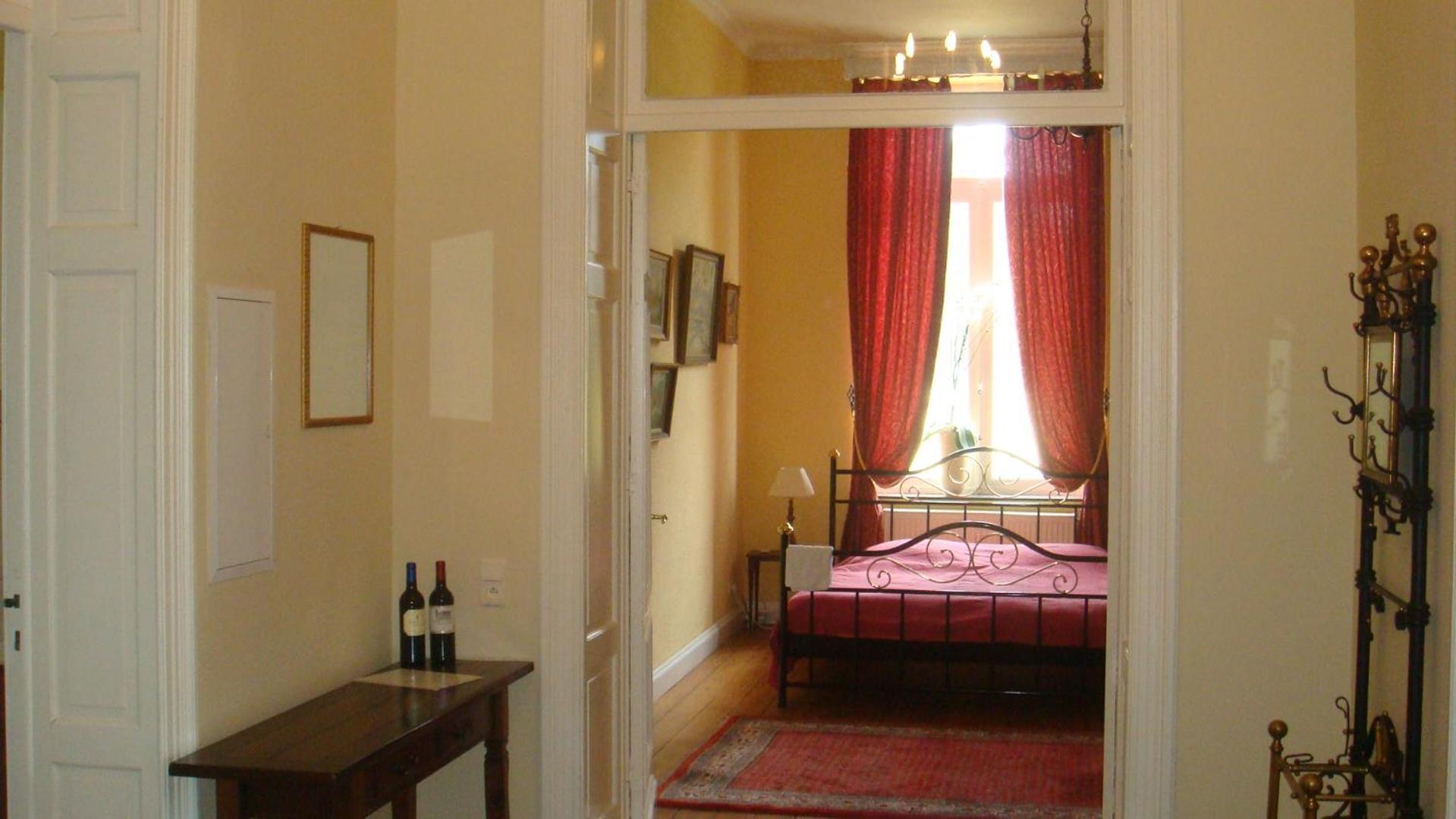 Chateau Neufays Ту Стая снимка
