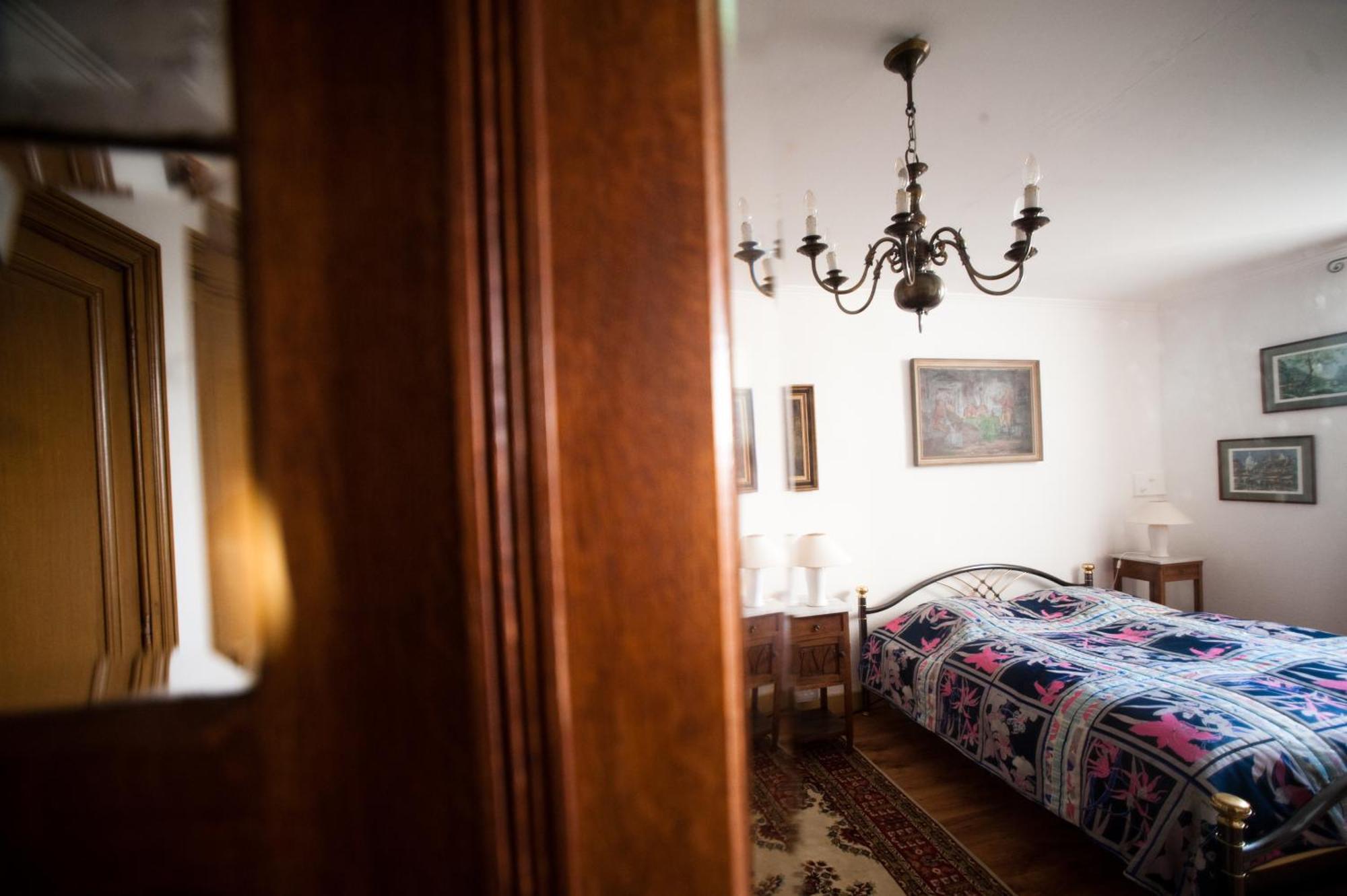 Chateau Neufays Ту Стая снимка