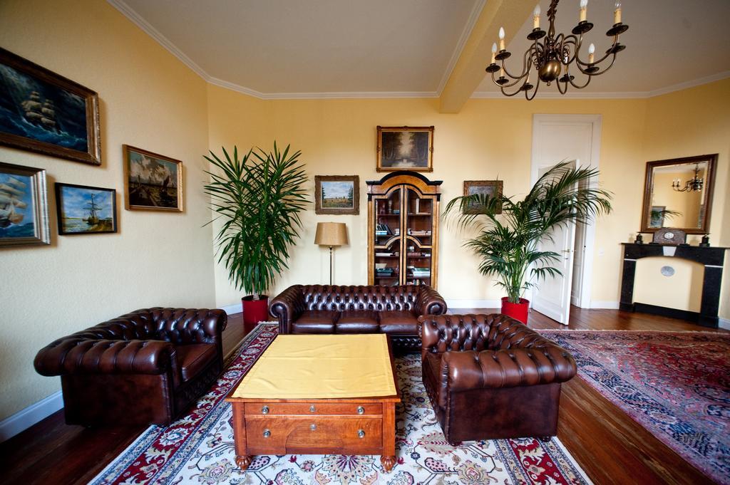 Chateau Neufays Ту Екстериор снимка